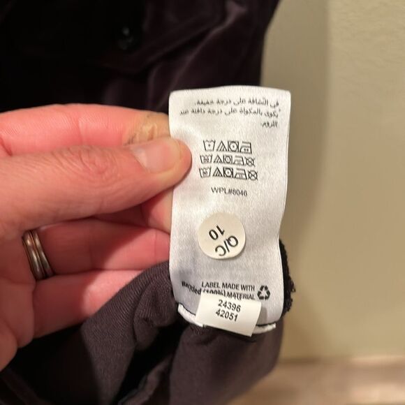 Style and Co woman's deep purple velvety coat or shirt w gorgeous flower detail - Picture 14 of 15